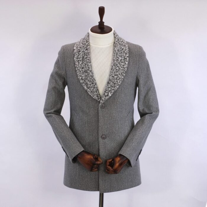 بالطو جوخ - رمادي فاتح -ياقة كول شال فرو - CT101 - Image 2