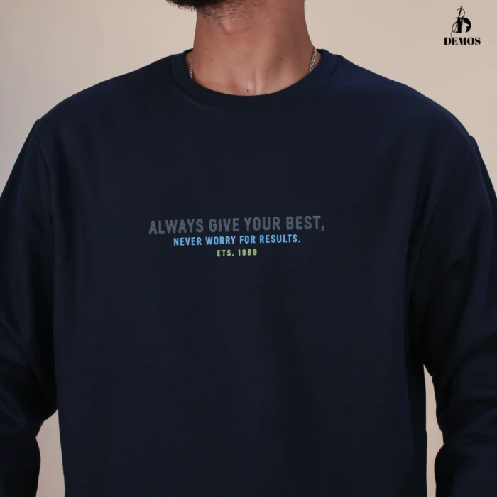 سويت شيرت ميلتون NEVER WORRY – كحلي - Image 2